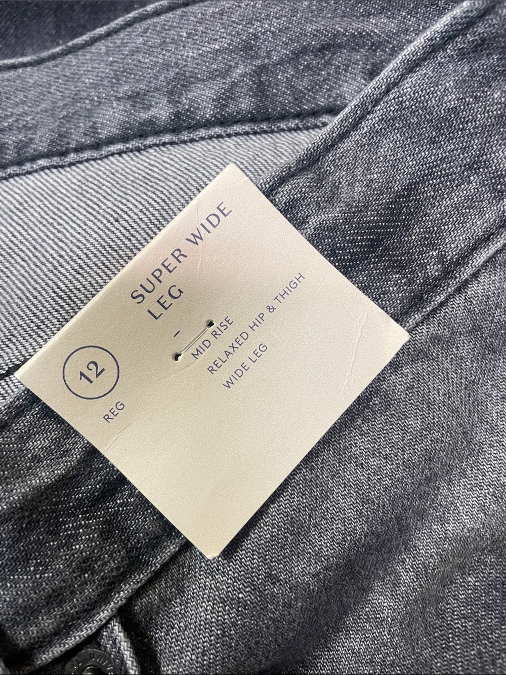 Universal Thread Baggy Wide-Leg Mid Rise Jeans in Washed Black Size 12 | NWT - Picture 9 of 12